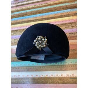Vtg 1940's ADELE CLAIRE NY Italy Velvet Rhinestone Brooch Hat Union Made Pillbox